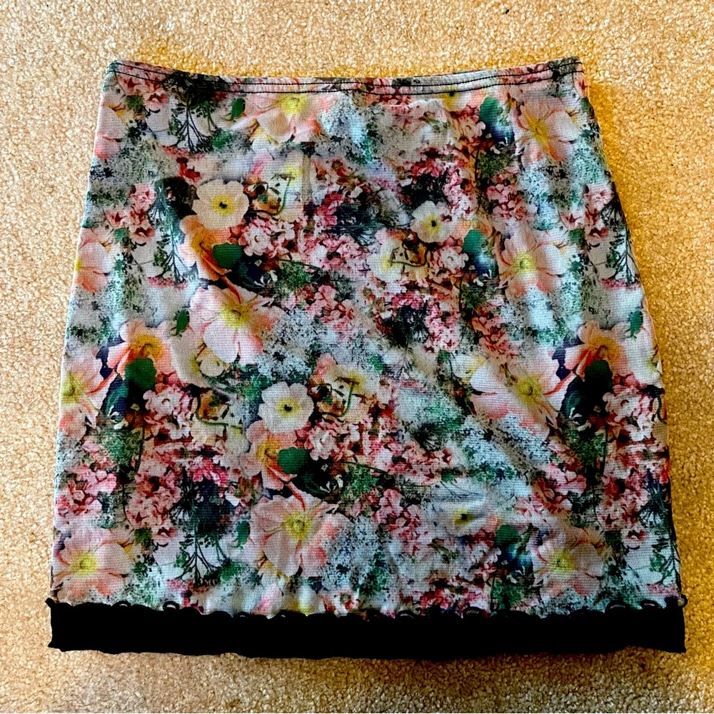 Urban Outfitters Medium Mesh Floral Mini Skirt